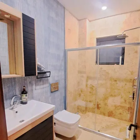 Stone With Private Pool 博德鲁姆