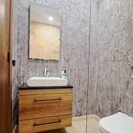 Stone With Private Pool 别墅 *